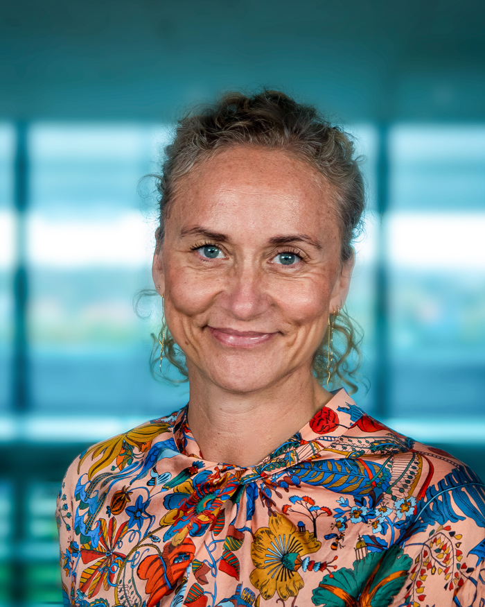 Portræt af Tanja Nyborg indenfor på Grøndalsvej 2